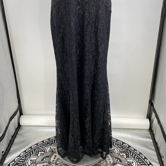 Jade Couture Formal Mother of the Bride Dress Womens Size 16 Black Lace Beaded - Picture 4 of 14